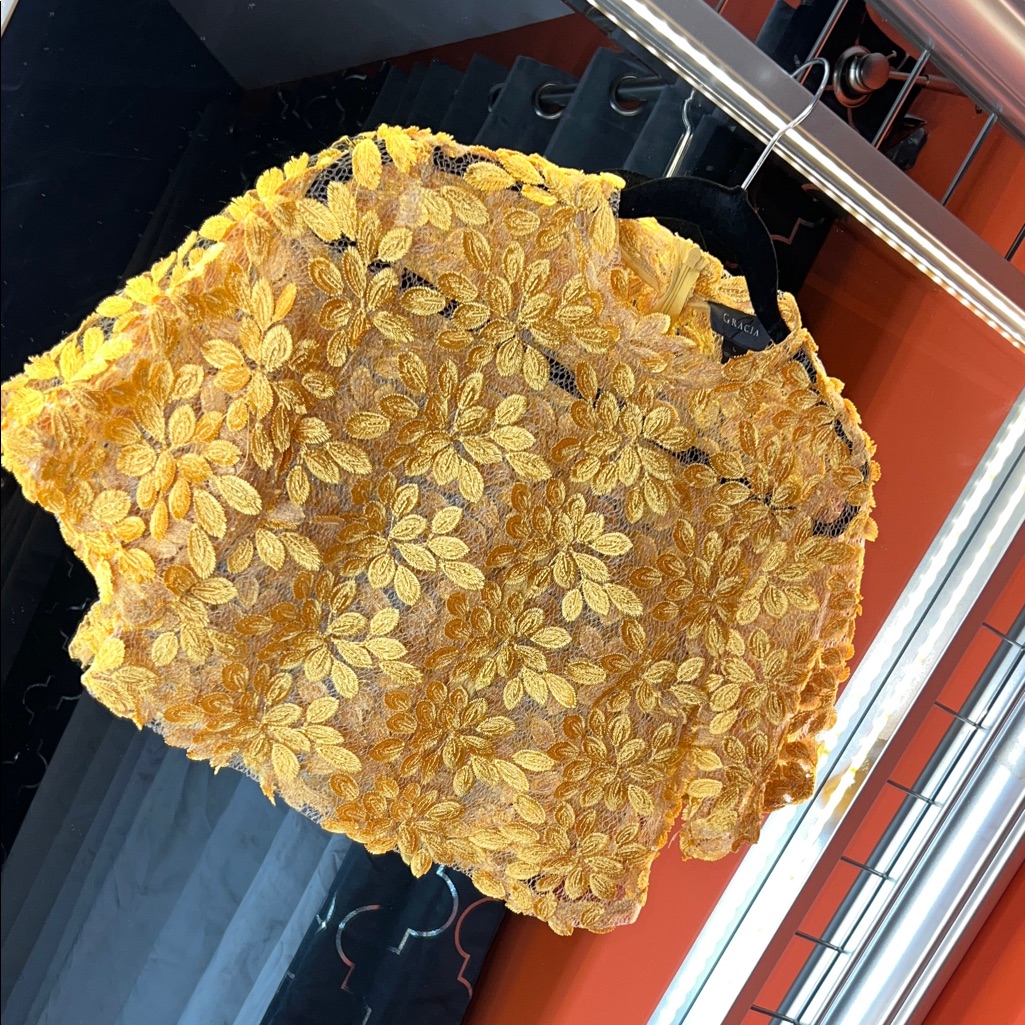 Gracia Archival Mustard Guipure Lace 3d Floral Crop Top